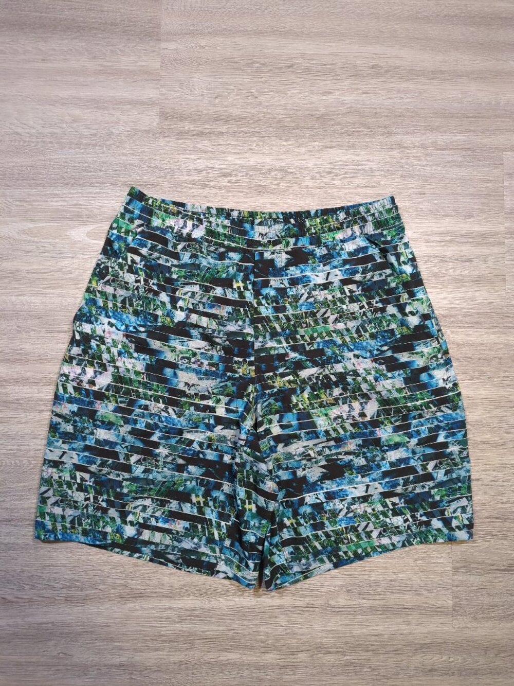 Lululemon Seawheeze Pace Breaker Shorts Lined 9" Men's Large Green Blue Athletic